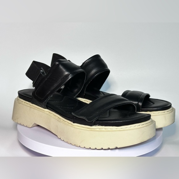 Franco Sarto Shoes - Franco Sarto Sandals In Black